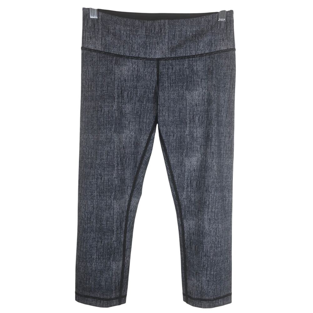 Lululemon Black Gray Striped Athletic Hiking Capri Leggings Women's 6